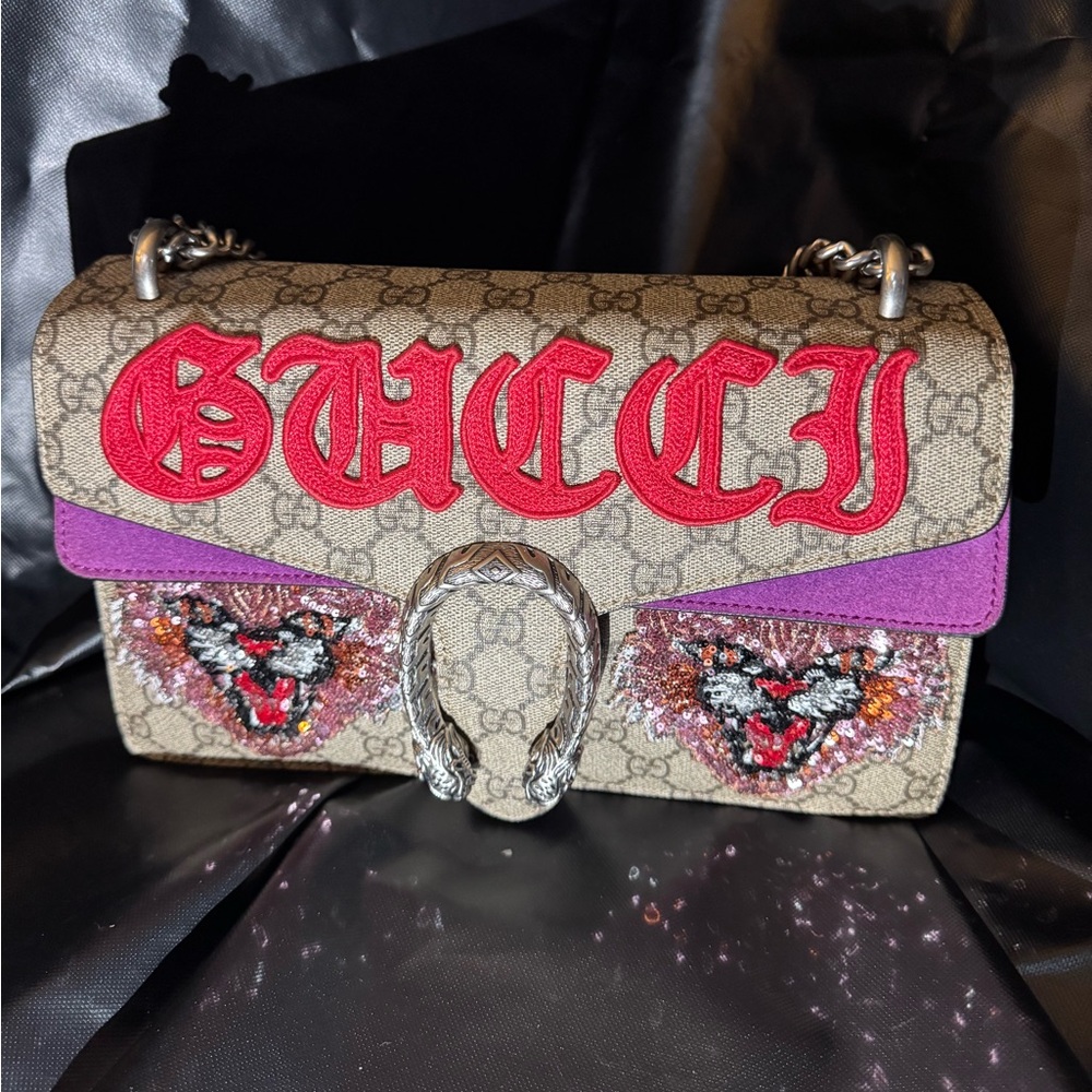 Gucci Beige and Red Shoulder Bag with Purple Accents